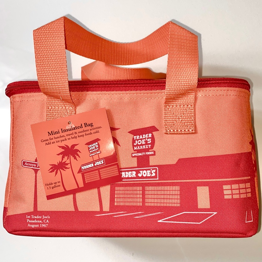 NWT Trader Joe’s MINI PEACH Insulated Cooler Bag.